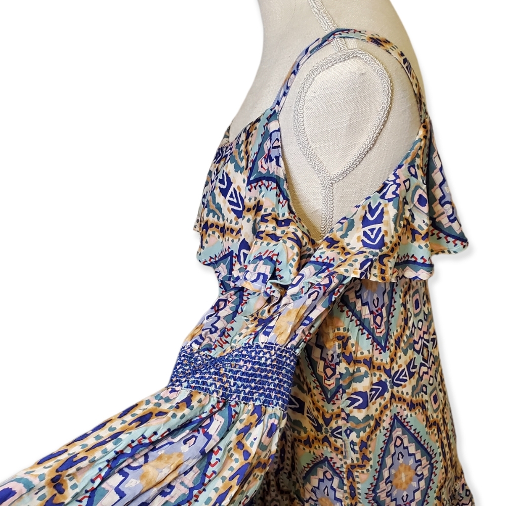 Democracy | Women's Multi-Color And Pattern Cold-… - image 3